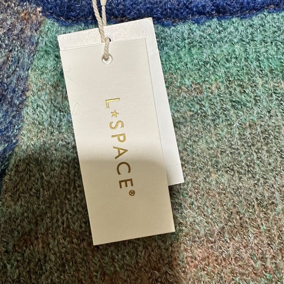 L*Space Women’s Size Large Zoé Sweater Knit Ombre Shorts NWT - Picture 10 of 10